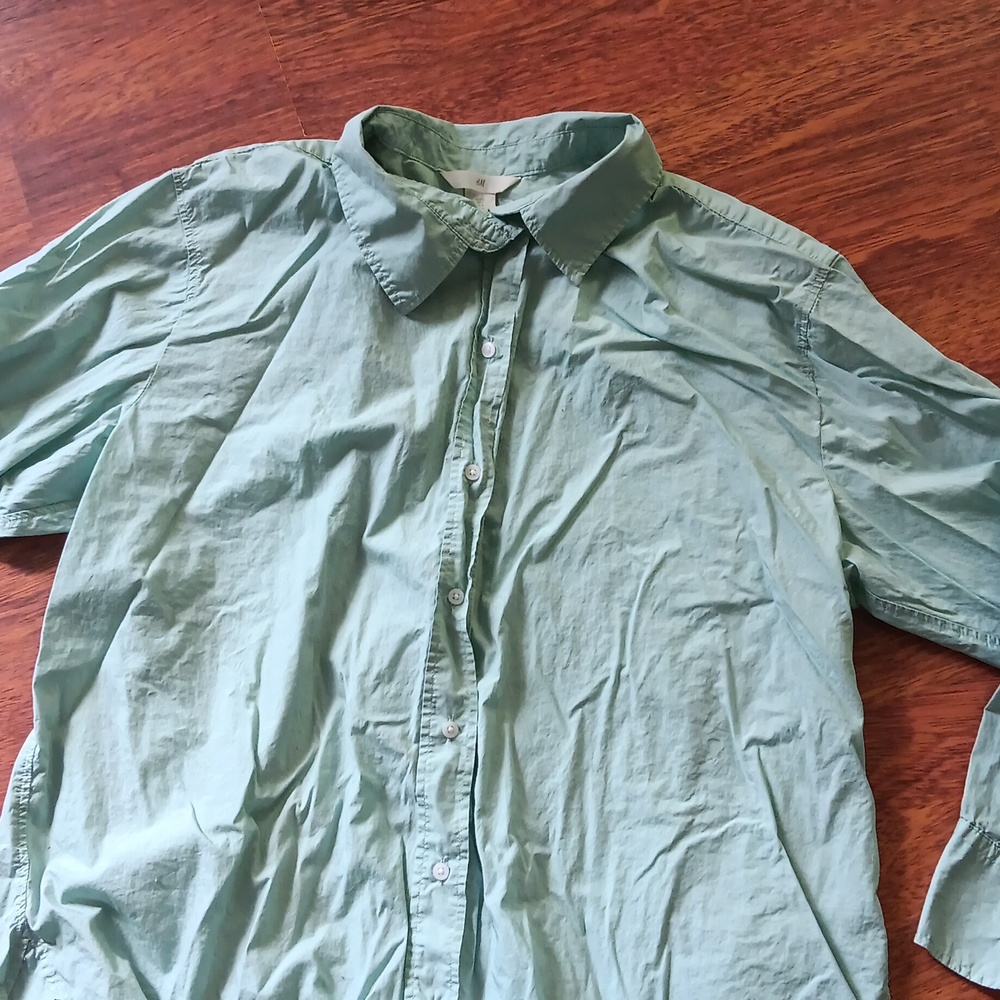 Button down shirt - Picture 2 of 7